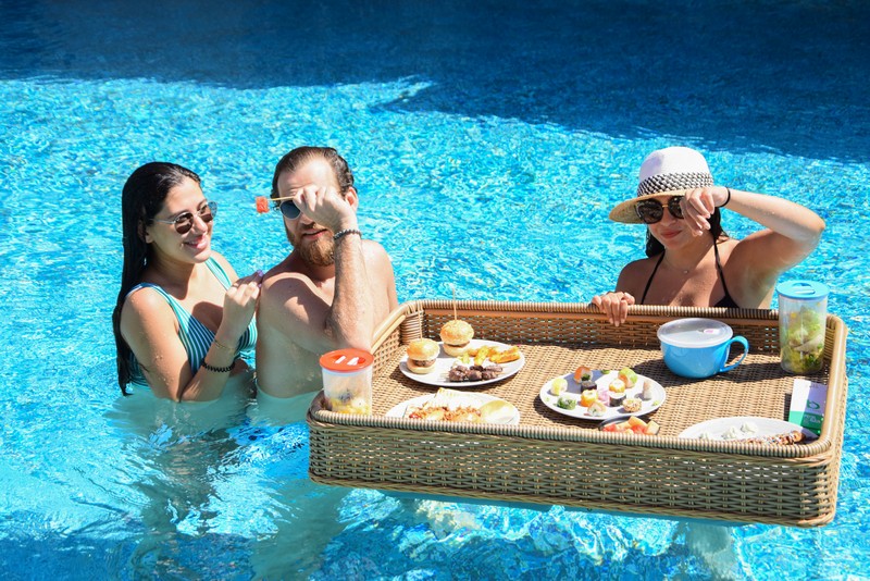 Lunch by the pool at Kempinski Summerland Hotel & Resort